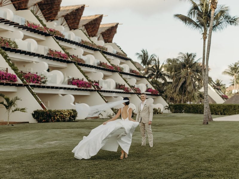 Tips for creating the budget for your destination wedding